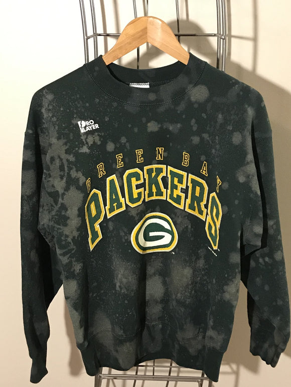 UPCYCLED VINTAGE GREEN BAY PACKERS CREW NECK SWEATSHIRT - SIZE M