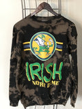 UPCYCLED VINTAGE UNIVERSITY OF NOTRE DAME FIGHTING IRISH CREW NECK SWEATSHIRT - SIZE L